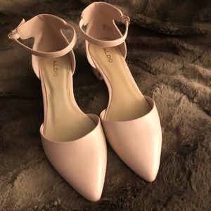 NWT (no box) light pink 6.5 aldo women’s shoes